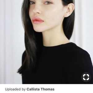 Meet your Posher, Leila